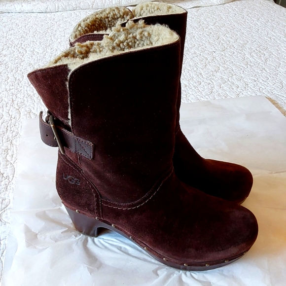 UGG Shoes - UGG Lynnea Brown Suade Wood heel Clog Boots Buckle Booties Size 7 In